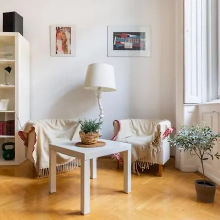 Daire Berchtold Palace - Spacious, Bright, - Ac *