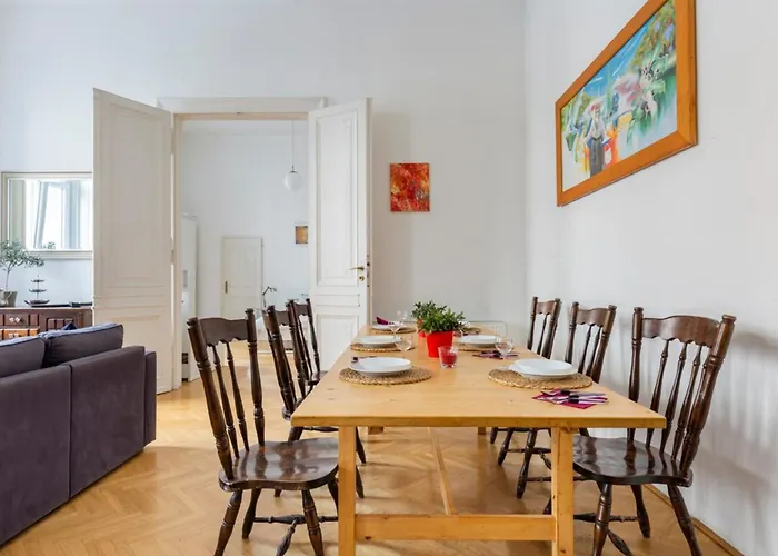 Berchtold Palace - Spacious, Bright, - Ac * Budapesta
