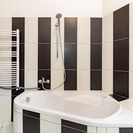 Апартаменты Bourgeois Elegance In The Heart Of Будапешт