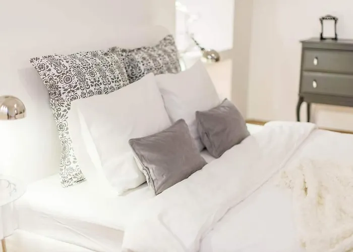 Apartmán Berchtold Palace - Spacious, Bright, - Ac *