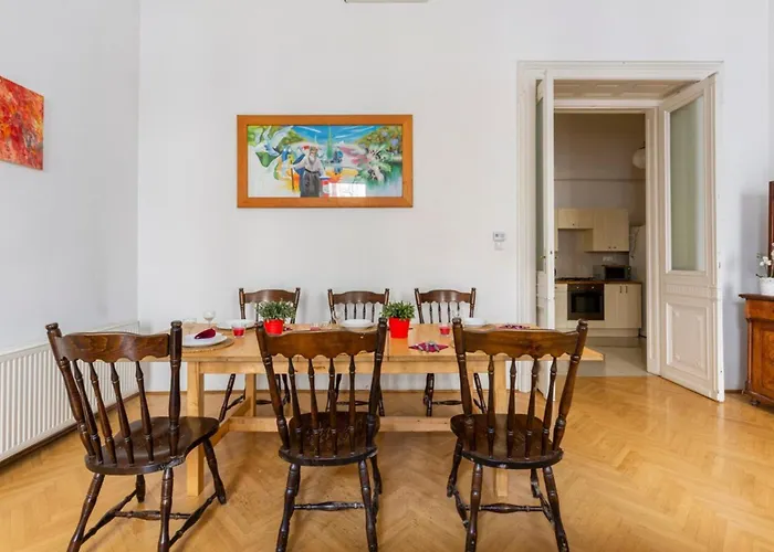 Berchtold Palace - Spacious, Bright, - Ac Apartmán Budapešť