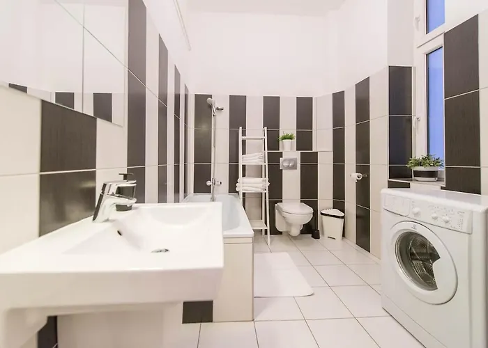 Daire Berchtold Palace - Spacious, Bright, - Ac